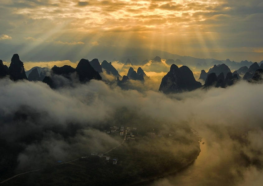 clouds-7251529_960_720
